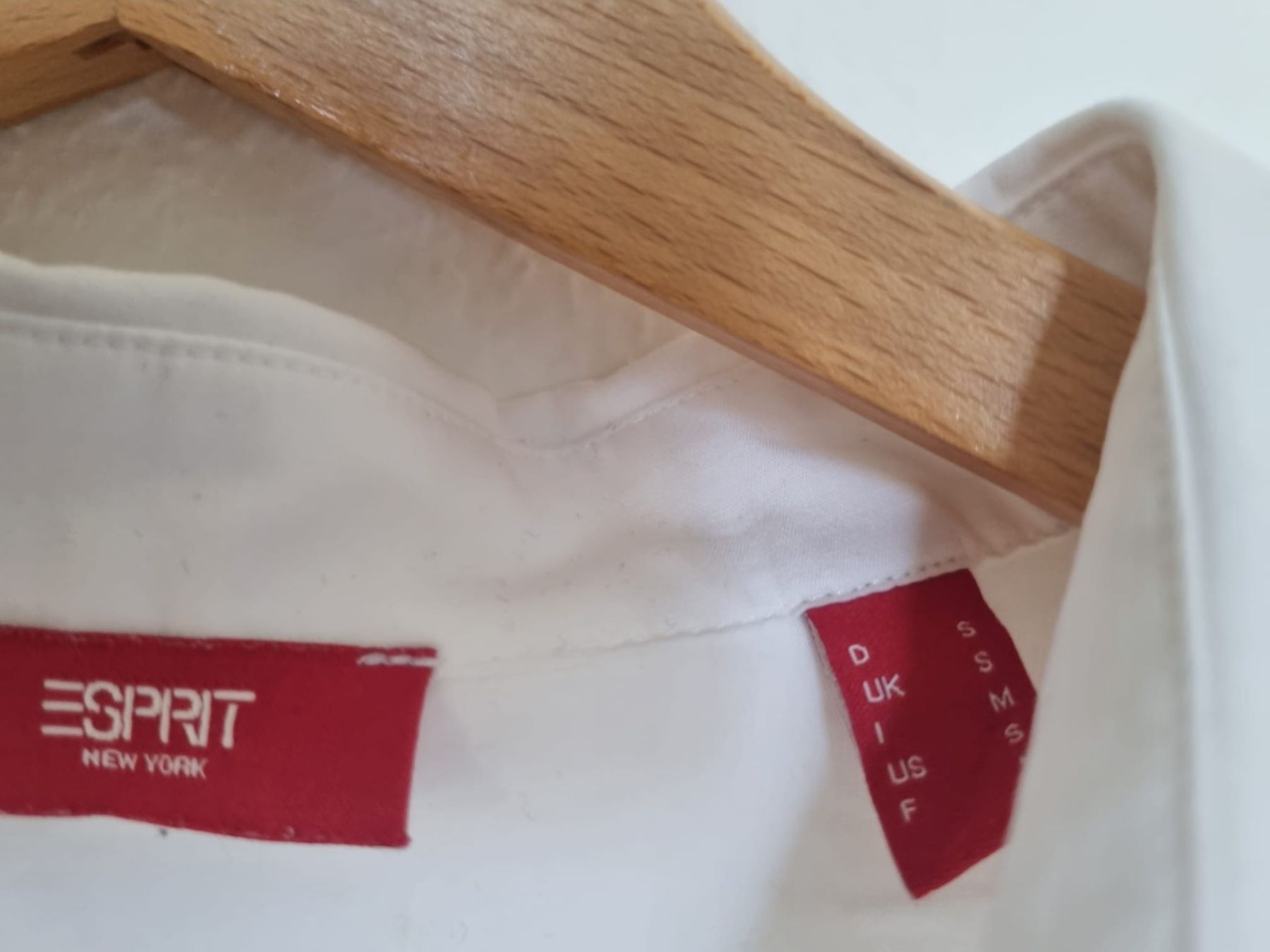 Esprit Chemisiers: Chemise blanche esprit – D'occasion à Morges par Vintage_Only 4