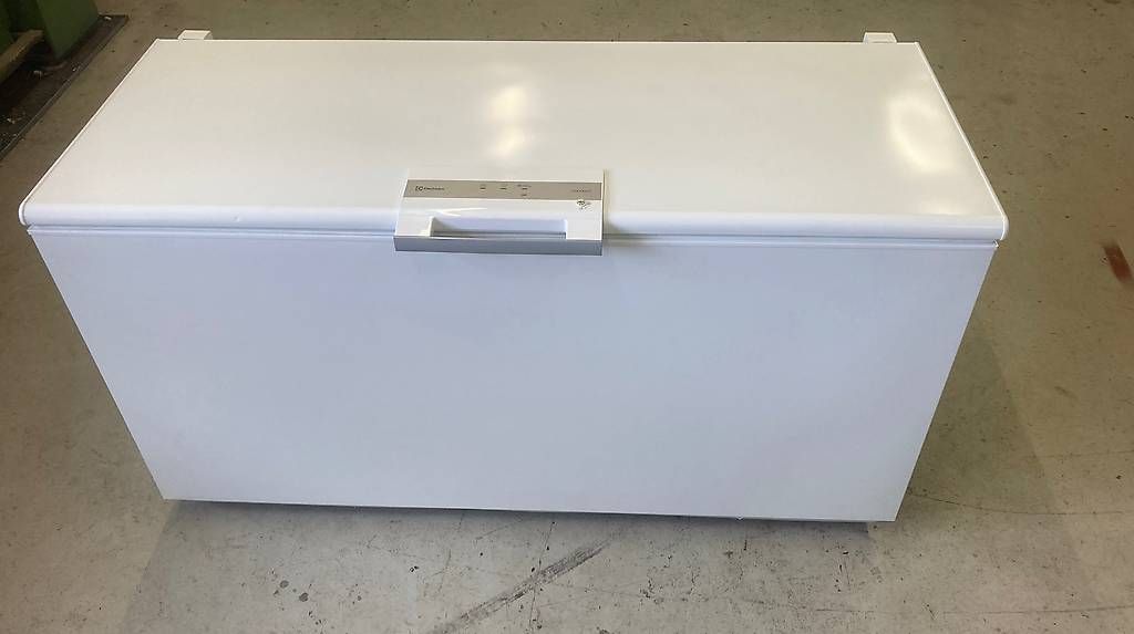 Congelatori: Gefriertruhe Electrolux GT327 – Usato da Amlikon-Bissegg venduto da pip_w8g7