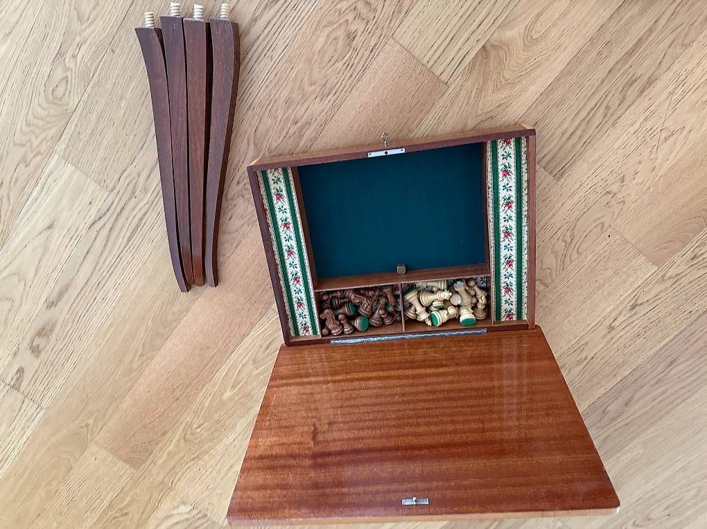 Giochi: Chess Table – Usato da Wallisellen venduto da Marij1986 1