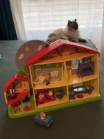 Peppa Wutz Spielhaus mit Figuren und Zubehör gebraucht
