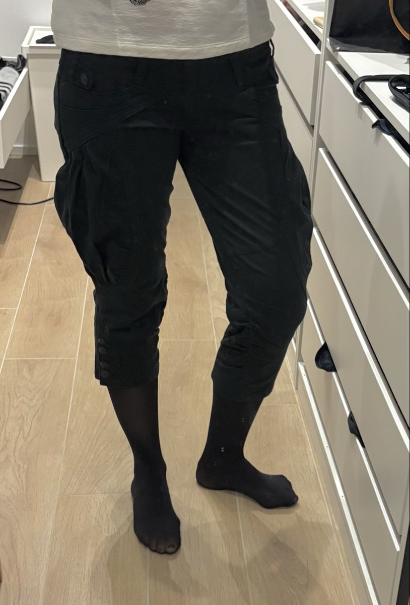 Pantaloni: Pantacourt R867 / 40 – Usato da St-Légier-Chiésaz venduto da melissa03 7