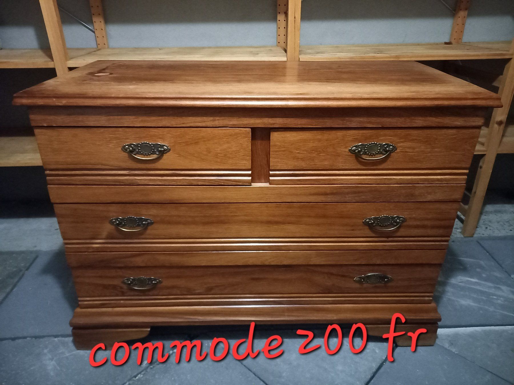Commodes: Commode en bois massif 6 tiroirs – D'occasion à Monthey par romainetara