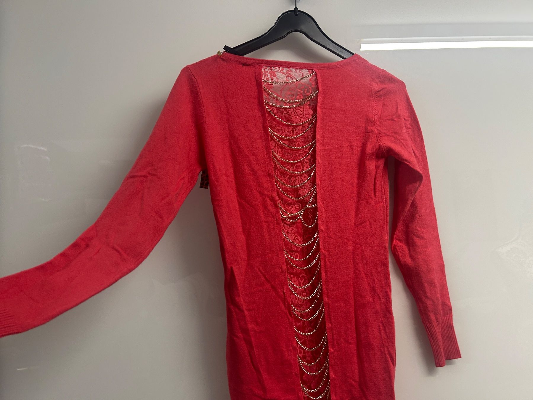 Maglioni & Felpe: Pullover Rücken mit Spitze u. Kette, lang 1 Size Neu – Nuovo e nell'imballaggio originale da Regensdorf venduto da Spyke55 2
