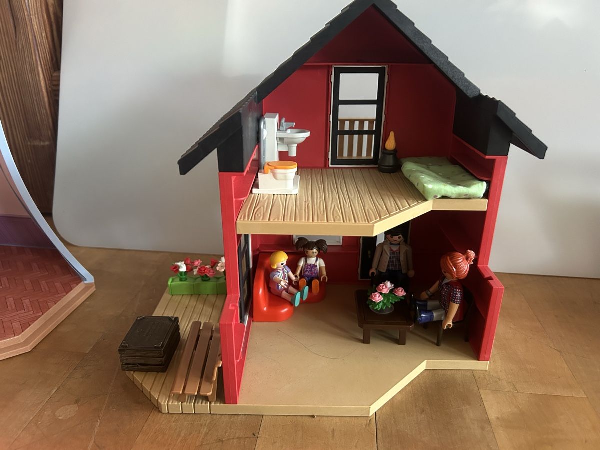 Playmobil Spielzeuge: Playmobil Ferienhaus – Gebraucht aus Wagen von Ramona01