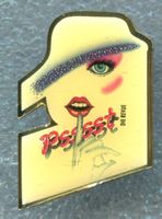 Psssst  DIE REVUE