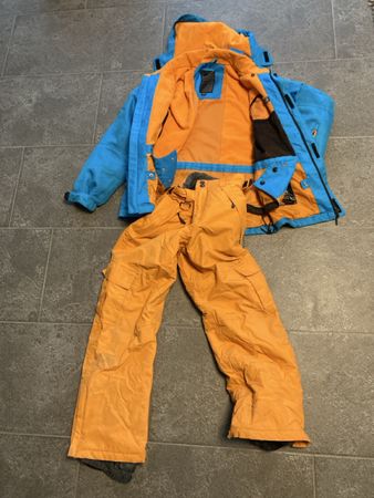 Extend Skijacke & Hose Gr. 140