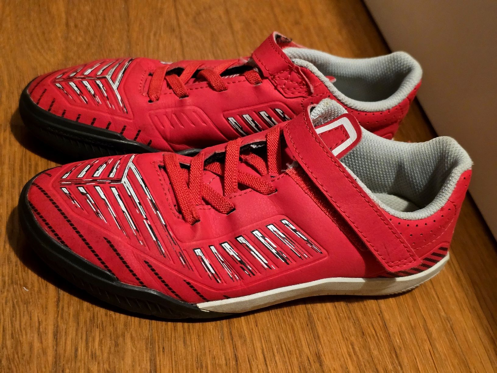 Scarpe per ragazzi: Kinderschuhe, Gr. 31, Top Zustand – Usato da Lommiswil venduto da PositiveVibe 1