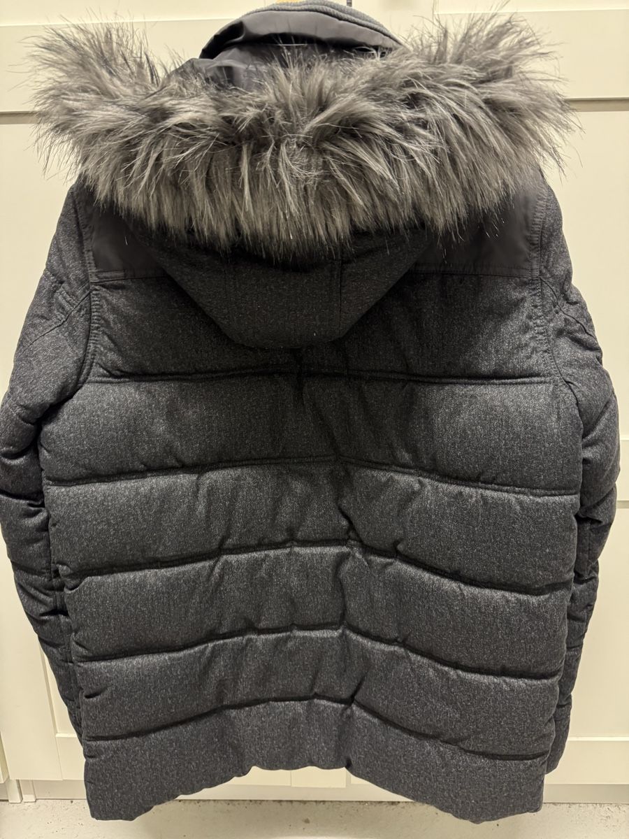 Tommy Hilfiger Giacche: Tommy Hilfiger Winterjacke Grösse S – Nuovo (secondo la descrizione) da Lenzburg venduto da nfvs 1