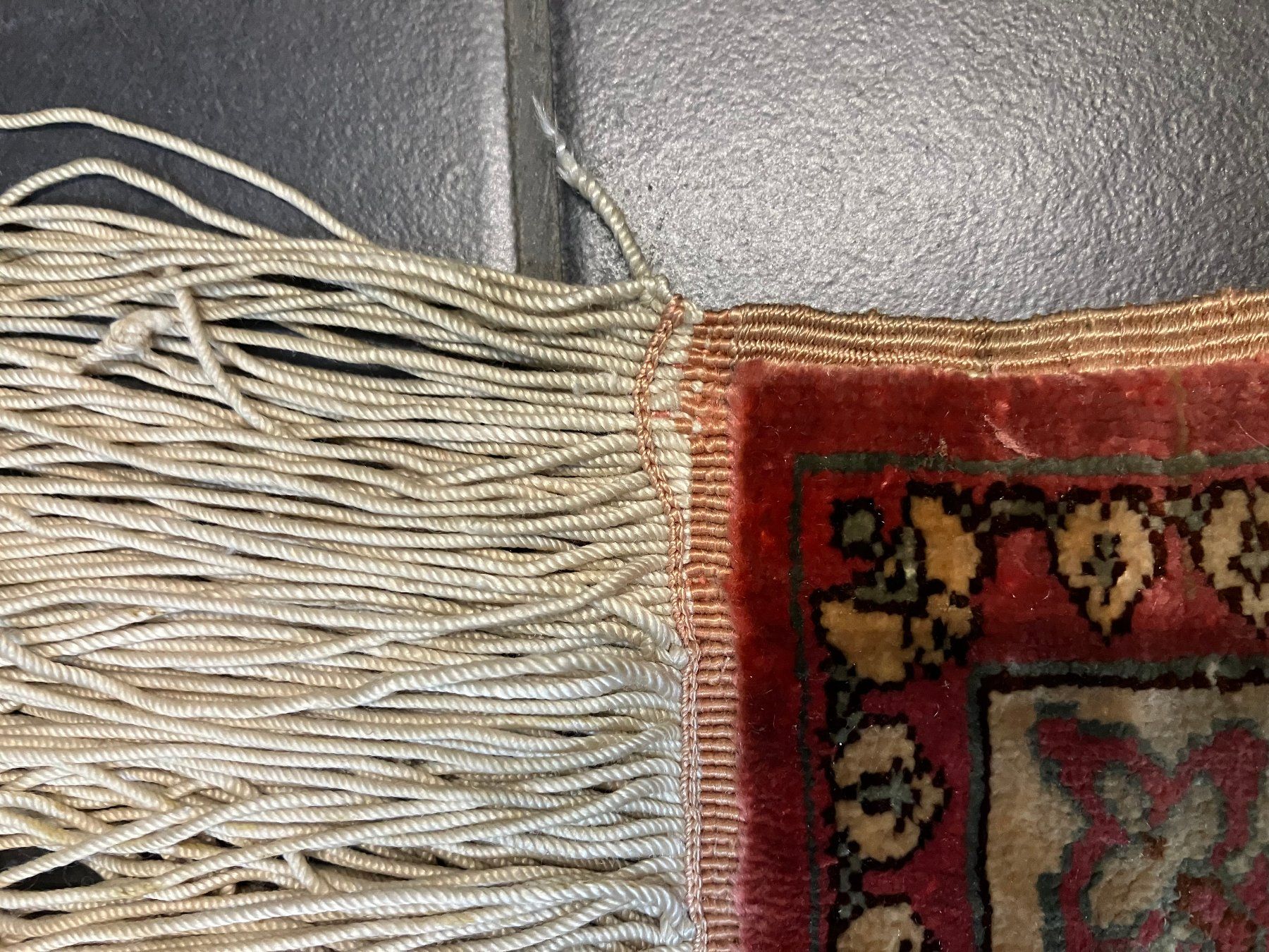 Tappeti: Seidenteppich / Wandteppich – Usato da Wolfwil venduto da Verbenia 5