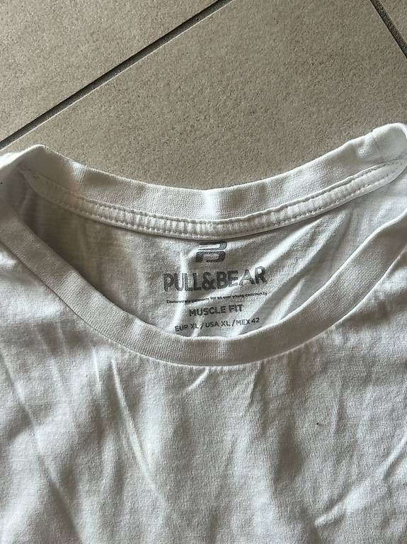 T-Shirts: Weisses T-shirt Herren Pull&Bear – Neu und originalverpackt aus Maisprach von _aliciarebecca_ 1