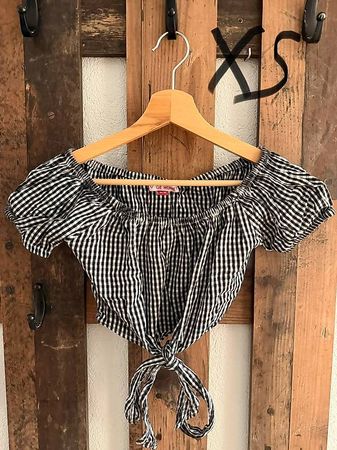 Bauchfreies Top