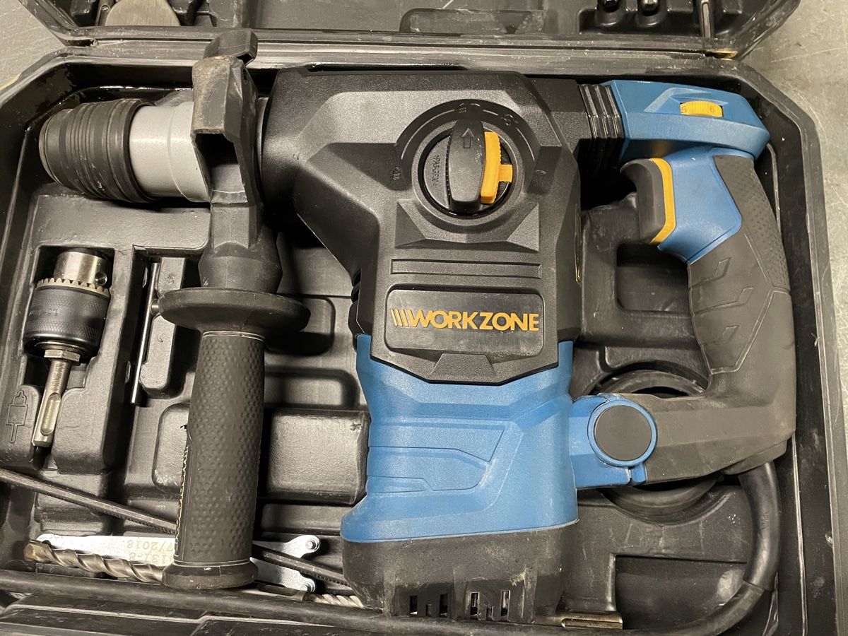 Trapani: Bohrhammer Workzone – Usato da Flaach venduto da Binz 1