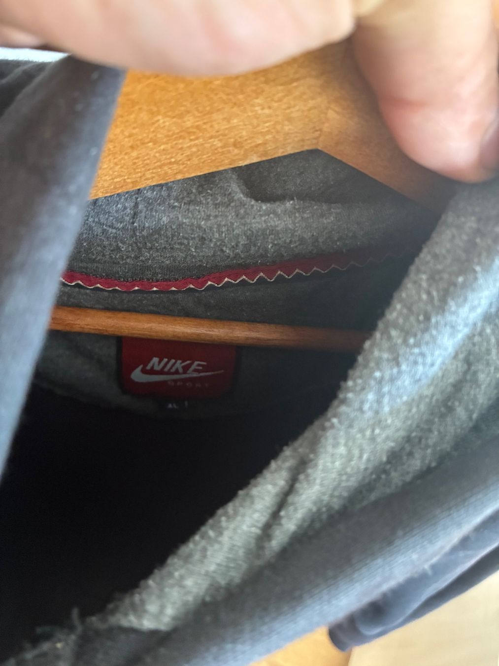 Nike Pulls & Sweat-shirts: Nike pullover – D'occasion à Dielsdorf par aid_6lk7 2