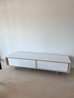 TV-Lowboard weiss/Eiche, skandinavisch, ca. [180] cm
