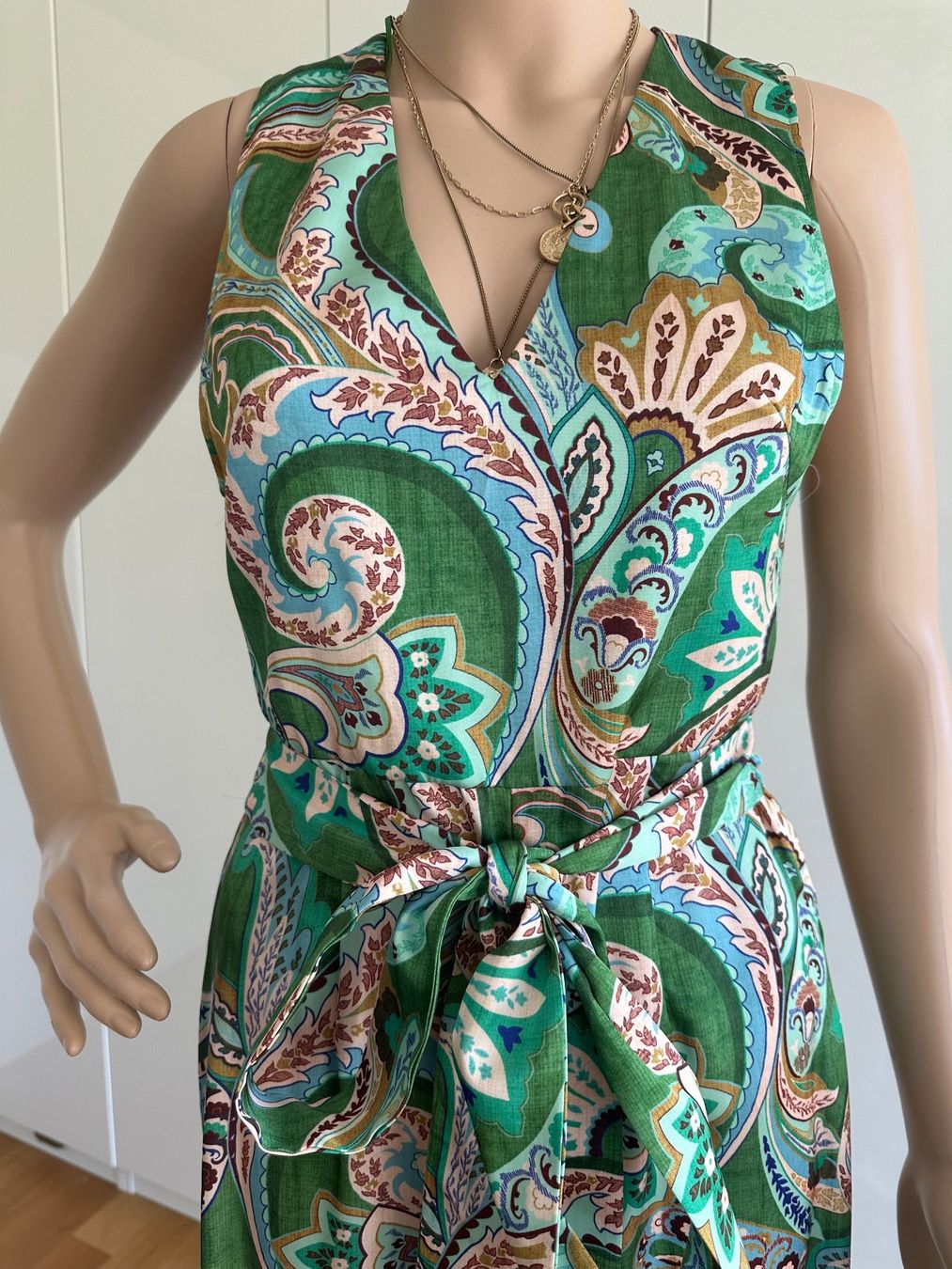 Tute: Jumpsuit mit Gürtel – Usato da Thalwil venduto da GerSutter 2