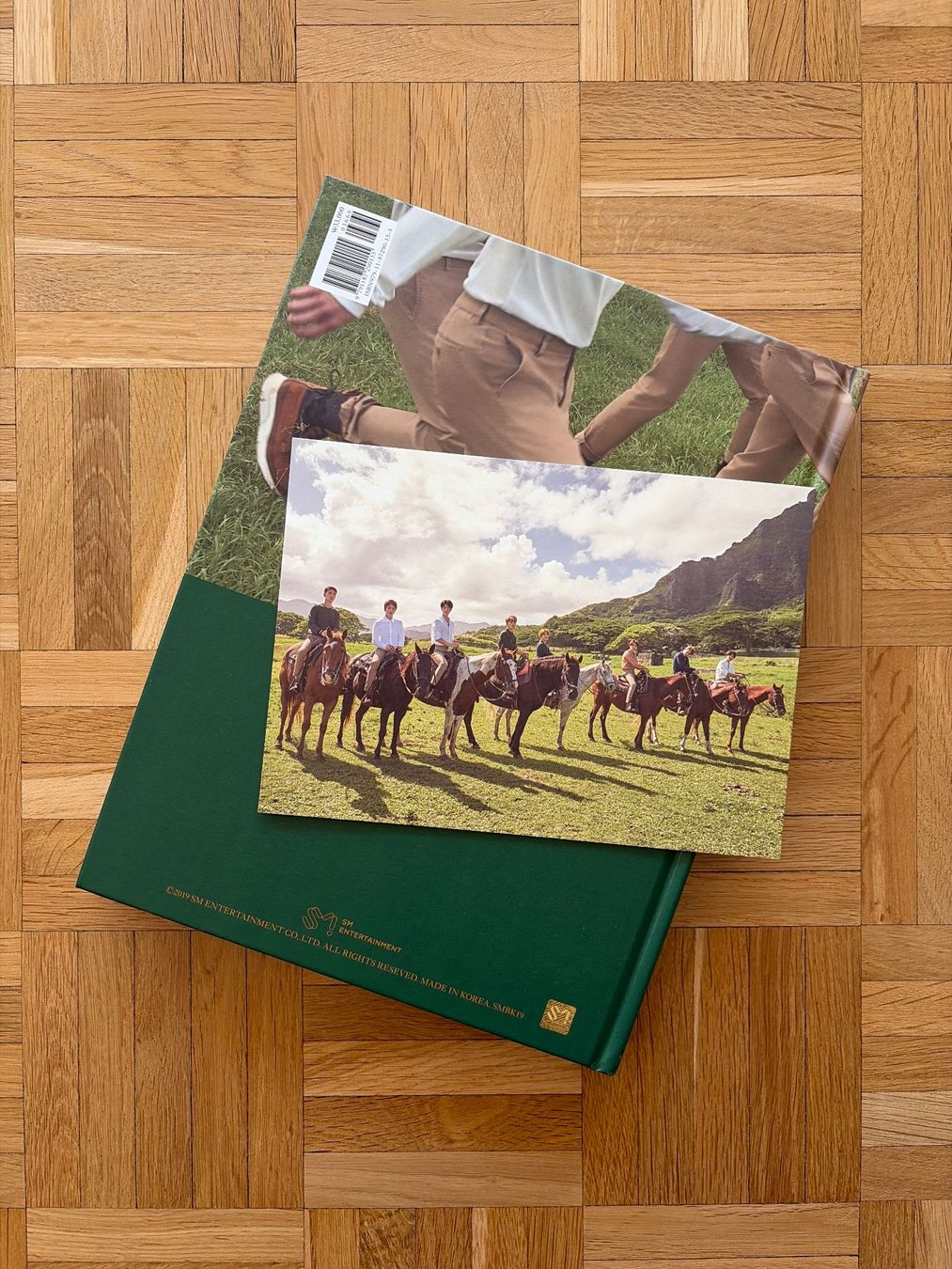 Libri: EXO - PRESENT : gift photobook K-Pop – Nuovo (secondo la descrizione) da Prilly venduto da sus_bhg6 2