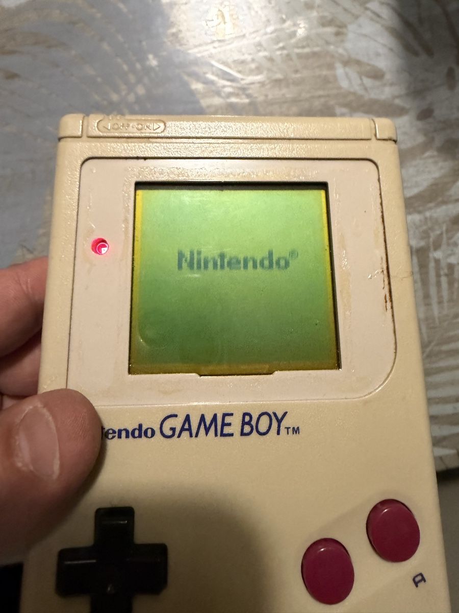 Nintendo Konsolen: Nintendo Game Boy & Pokémon Or – Gebraucht aus Genève von sho_67qj 7