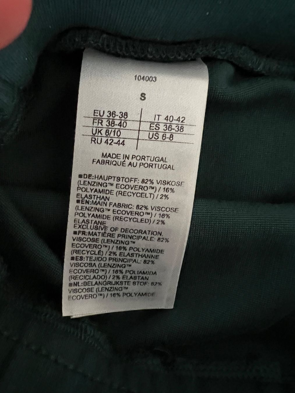 Armedangels Pantaloni: ARMEDANGELS Stoffhose dunkelgrün Grösse S – Usato da Naters venduto da powerlara_ 2