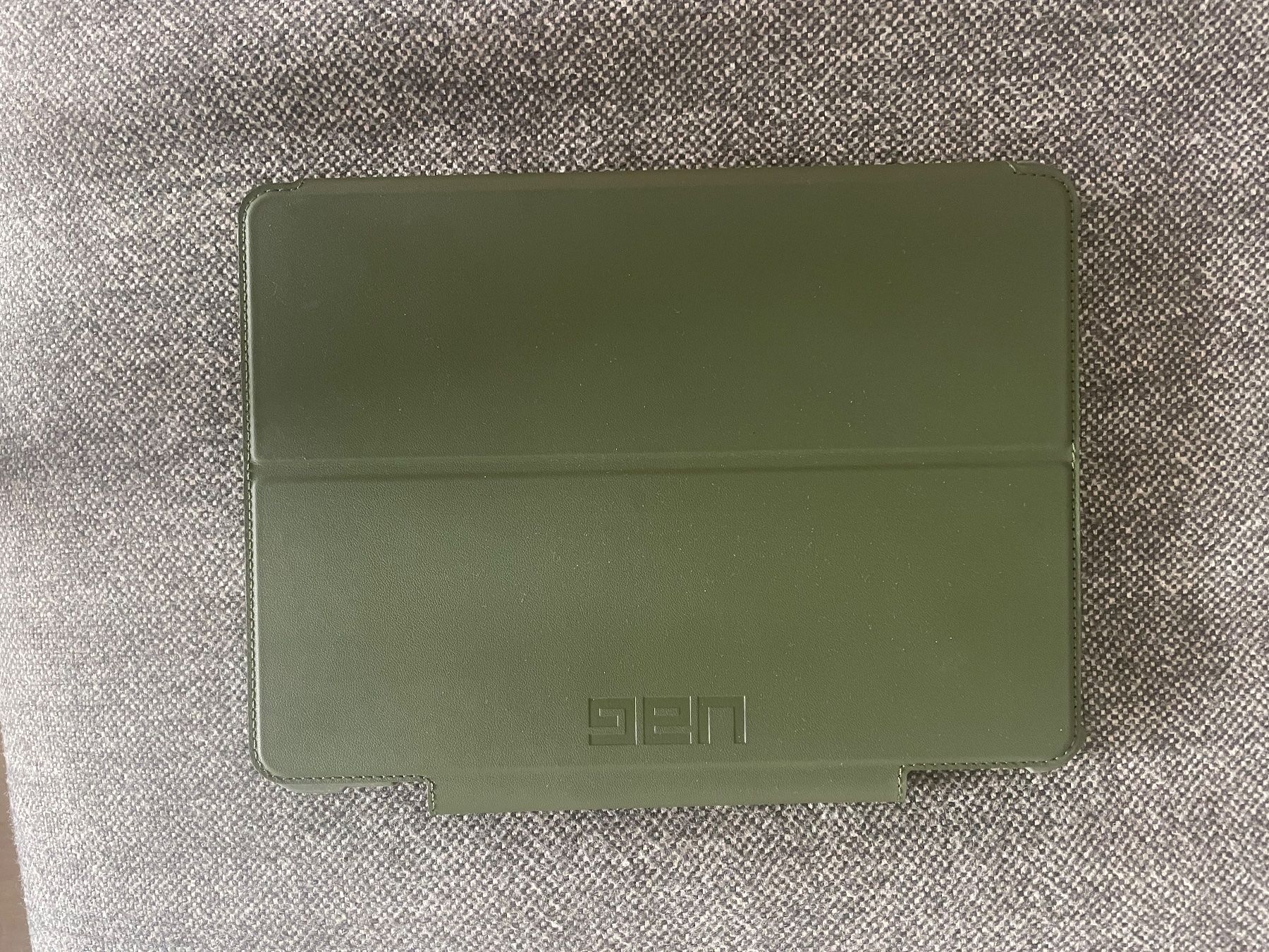 Covers & Borse: UAG iPad Air prtorector / cover NEW without packaging – Nuovo (secondo la descrizione) da Pully venduto da Sell_it_all 1