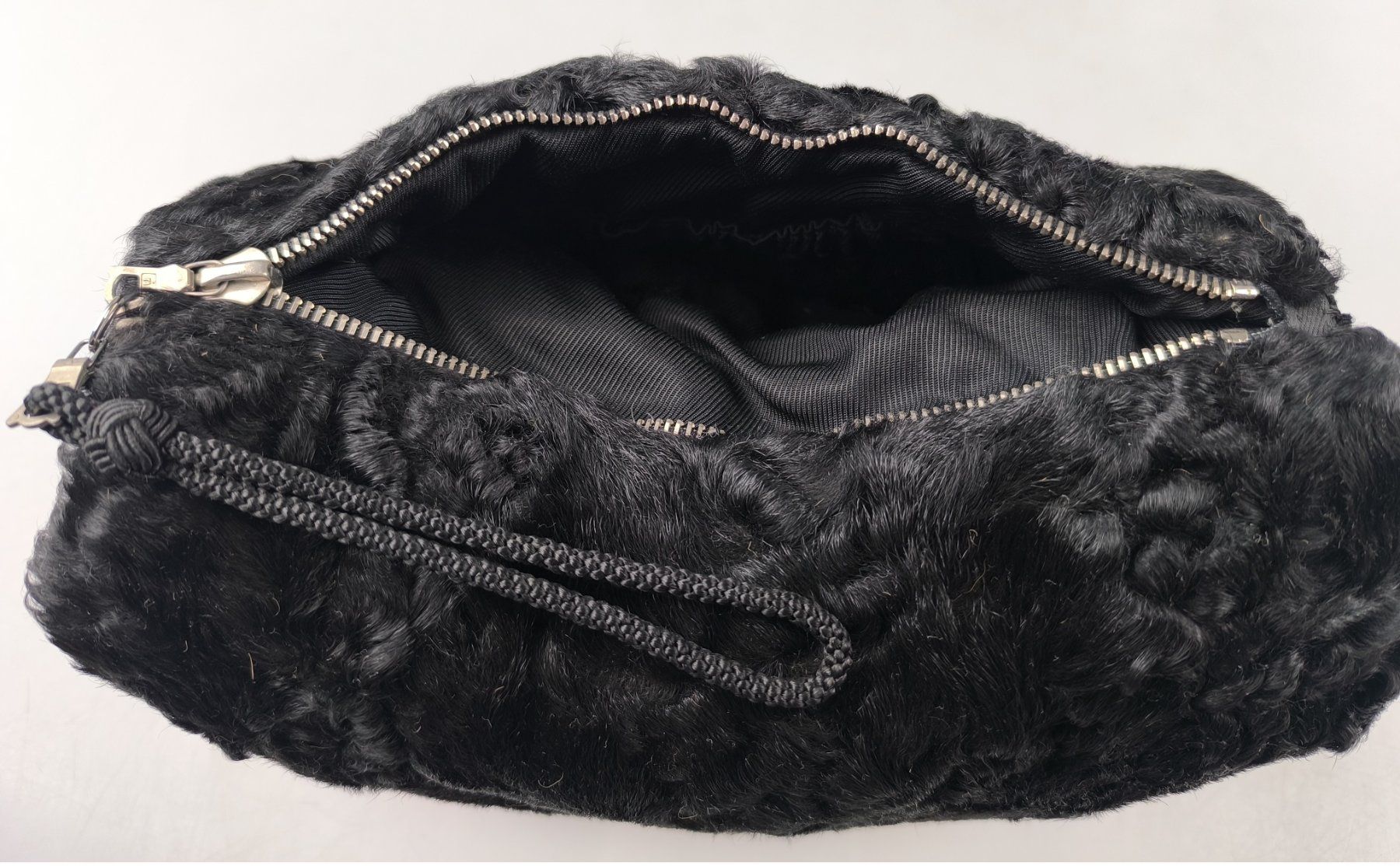 Sonstige Kleidung & Accessoires: Muff Handwärmer Schafpelz – Gebraucht aus Rüti ZH von Restwert_Rueti_ZH 2