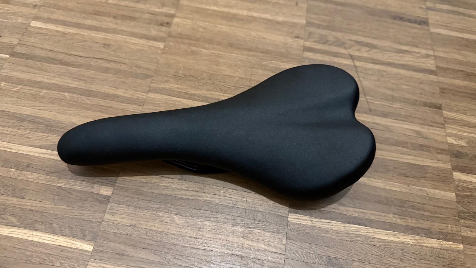 Ersatzteile: Velo Sattel – Neu (gemäss Beschreibung) aus Zürich von dav_dx9c 2