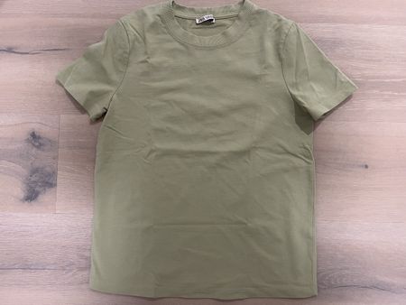 T-Shirt hellgrün Zara XS neu