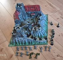 Elastolin Burg (70er) + Warhammer Orks & Ritter Figuren