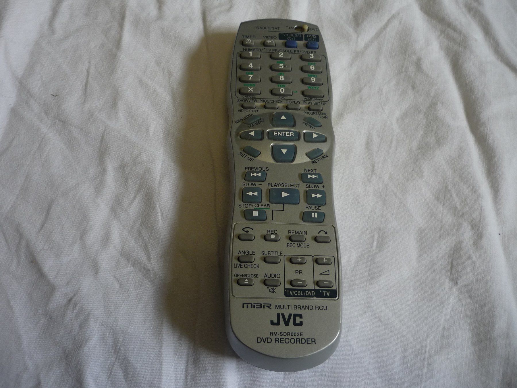 JVC Telecomandi: Fernbedienung DVD Recorder - JVC - RM SDR002E – Usato da Beringen venduto da Flatretriever