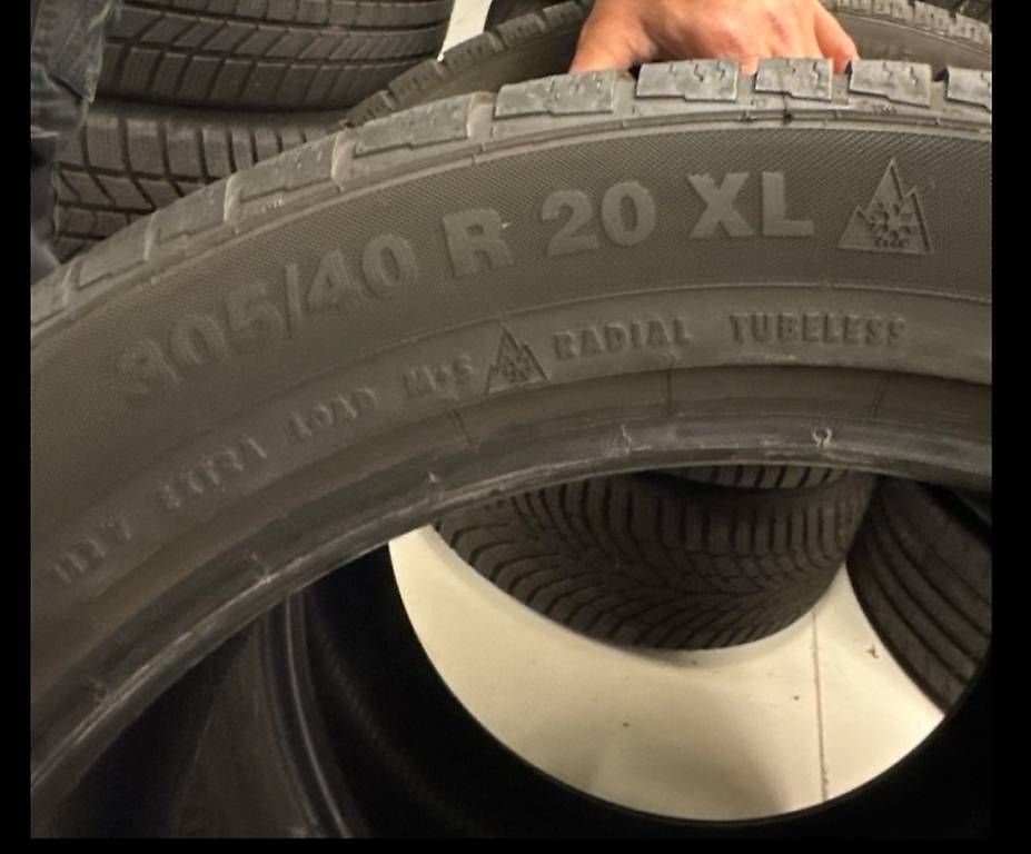 Pneumatici & Ruote complete: Pneus Hiver Continental 305/40 R20 – Usato da Orsières venduto da Daniel1926 1