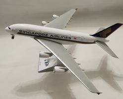 Singapore Airlines airbus A380 Scale 1:200 First to fly