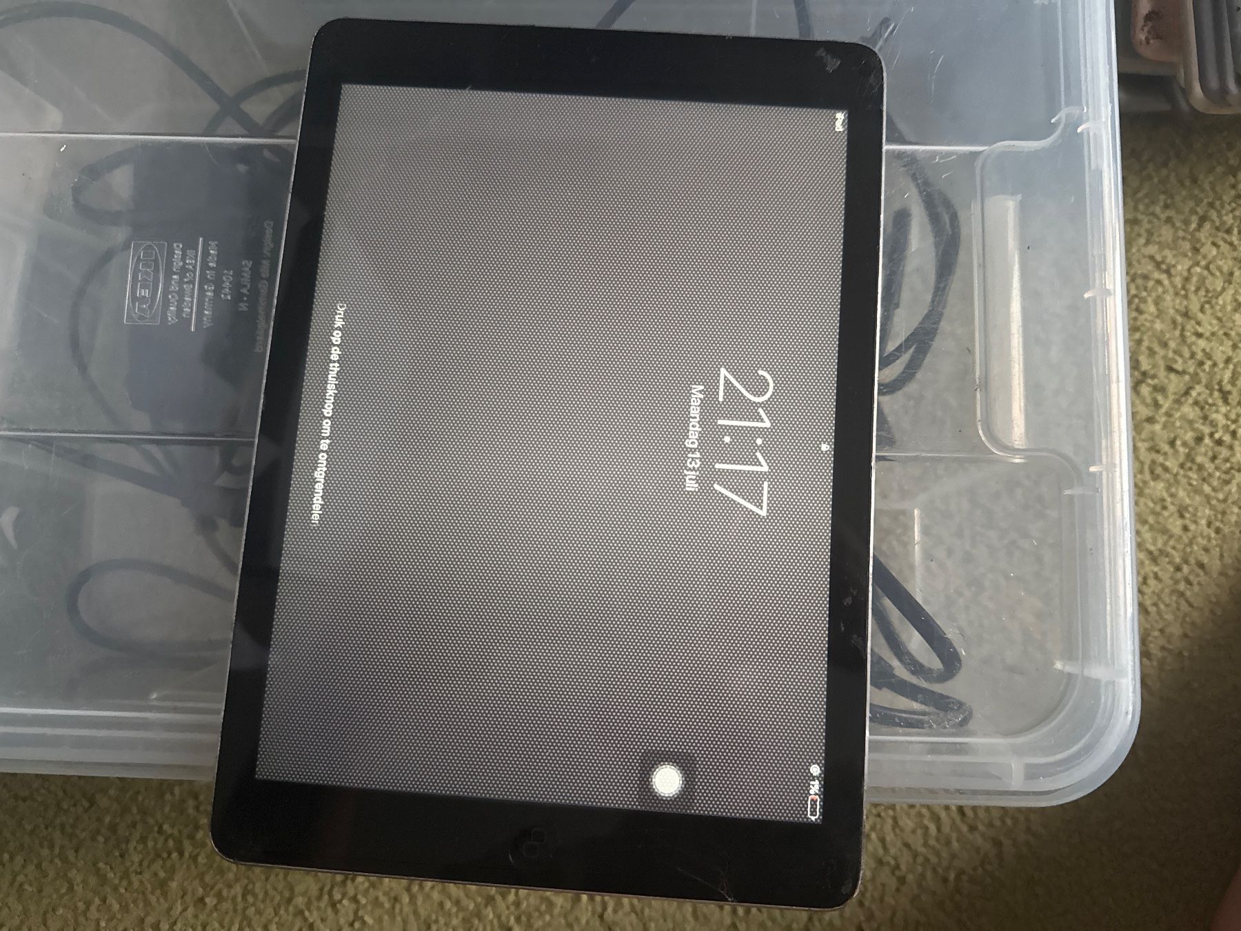 Apple Tablettes PC: Ipad Air - A1474 - icloude – Défectueux à Olten par HoYa01