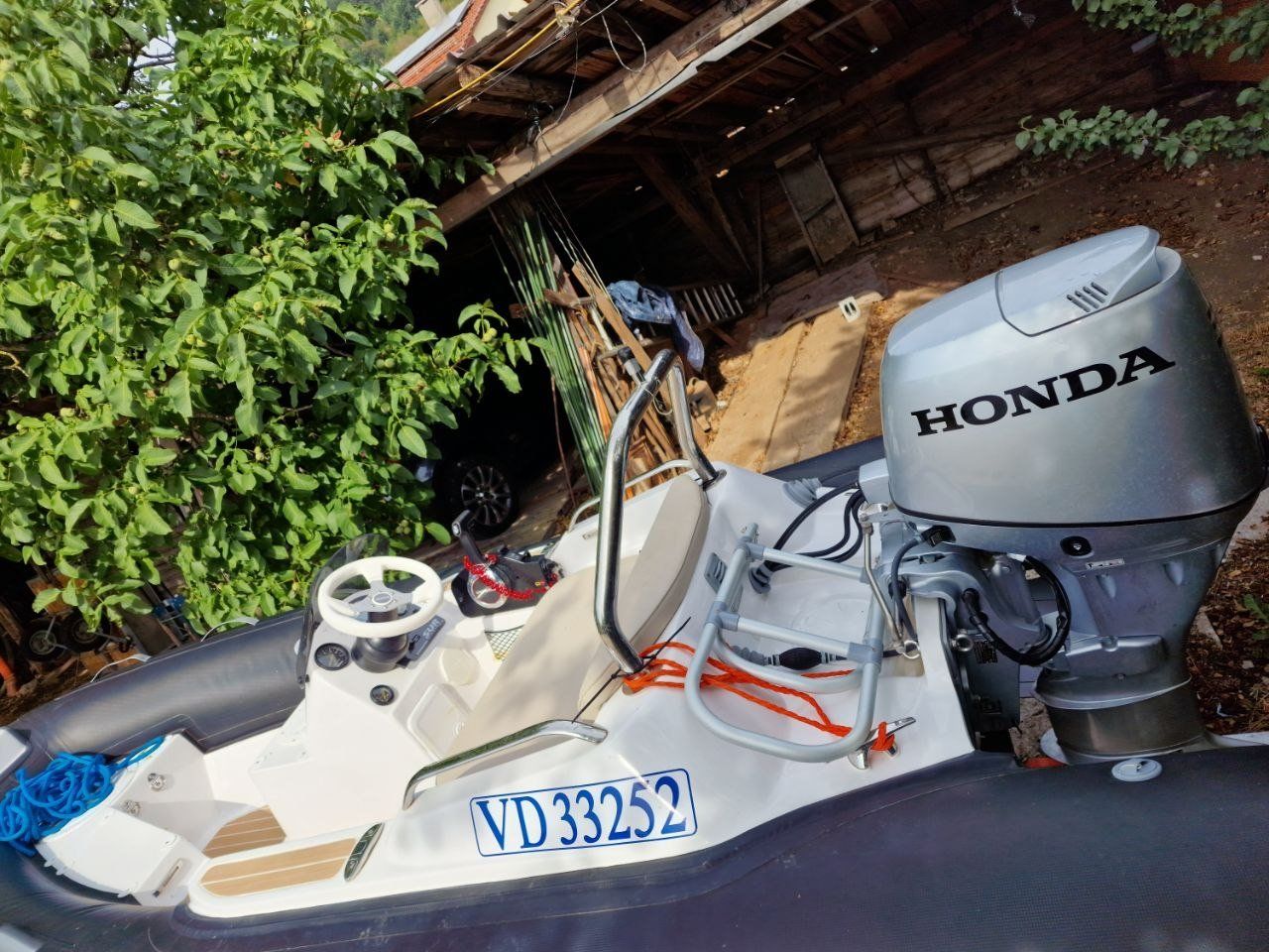 Barche: Sur Marine ST 370 Prestige – Usato da Mollens VD venduto da SebCestBien 2