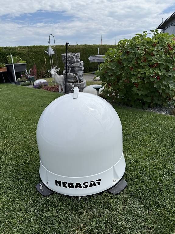Parabola satellitare: Megasat campingman portable eco multi-sat – Usato da Altnau venduto da Robi24 1