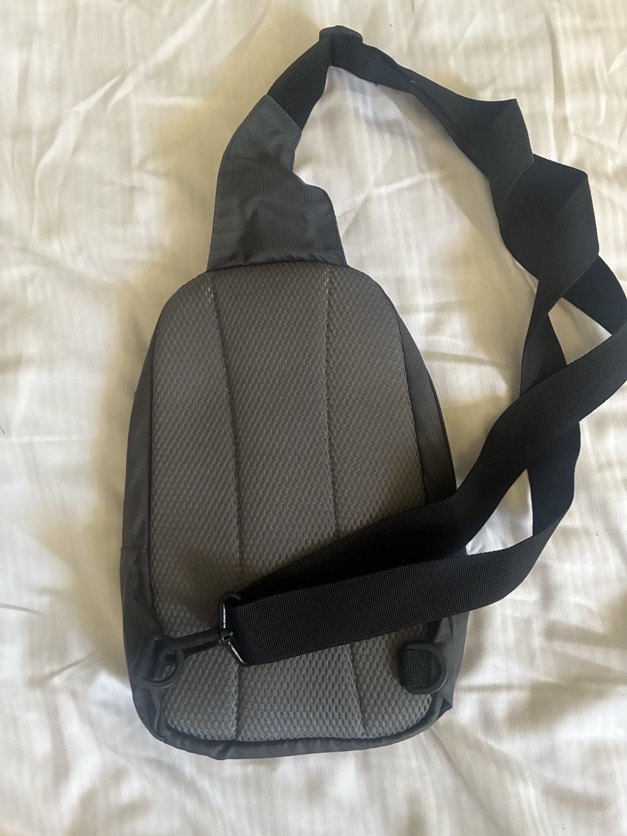 North Face Sacs à dos: The North Face sling bag – D'occasion à Zürich par Sergio.BR 1