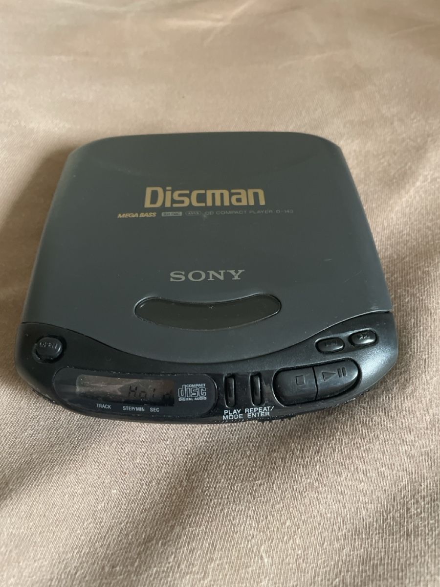 Sony Tragbarer Mediaplayer: Discman Sony D-143 – Gebraucht aus Malans GR von JIKU23