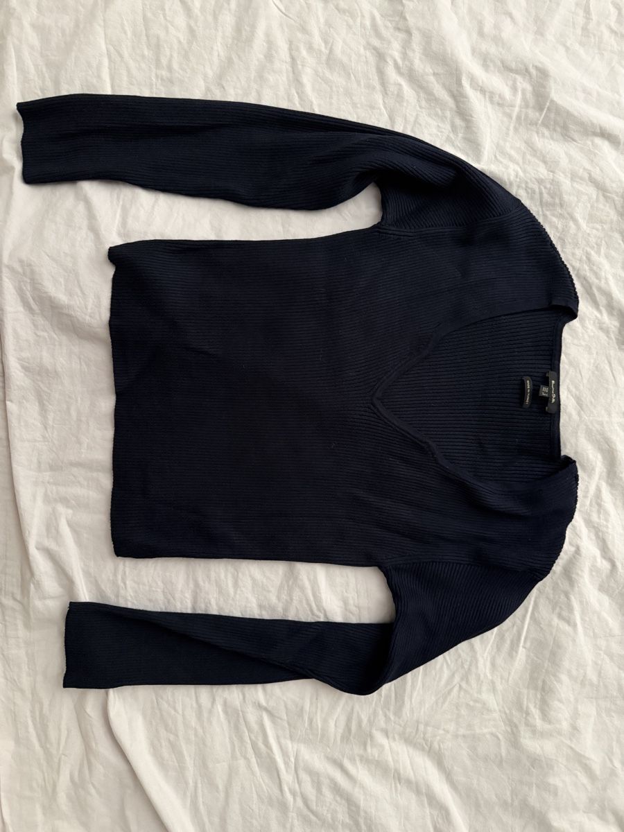 Massimo Dutti Pullover & Sweatshirts: Massimo Dutti gestrickter pullover cropped  – Neu (gemäss Beschreibung) aus Zürich von ele_cj6q