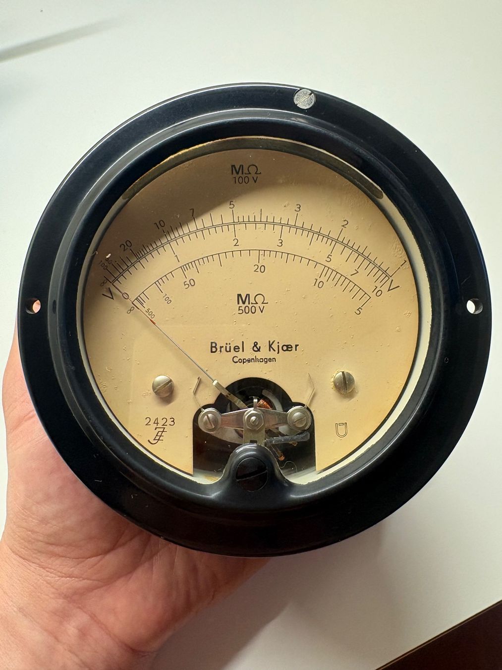 Mesurer: Megaohm 100V und 500 V Messuhr – D'occasion à Schaffhausen par Simmel80