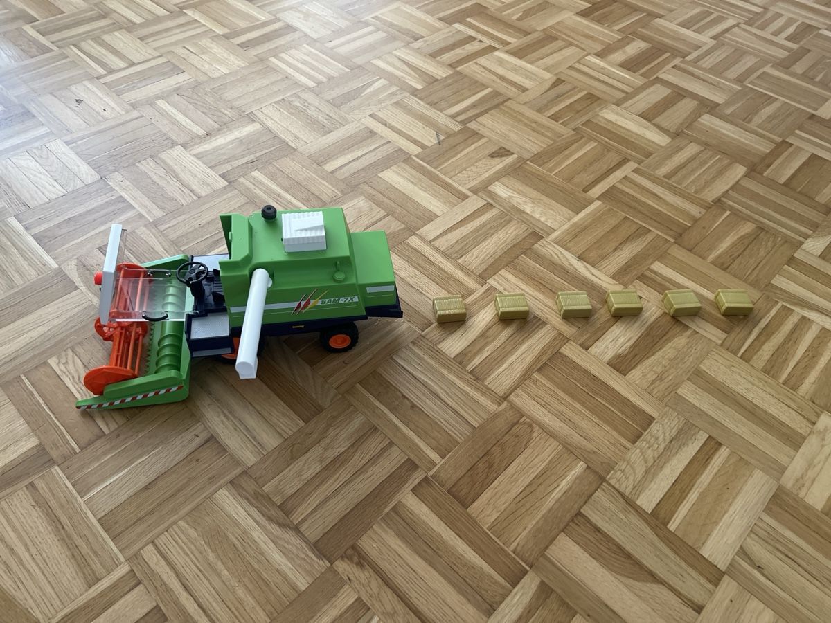 Playmobil Spielzeuge: Playmobil 9532 - Mähdrescher – Gebraucht aus Zuchwil von Commander0 1