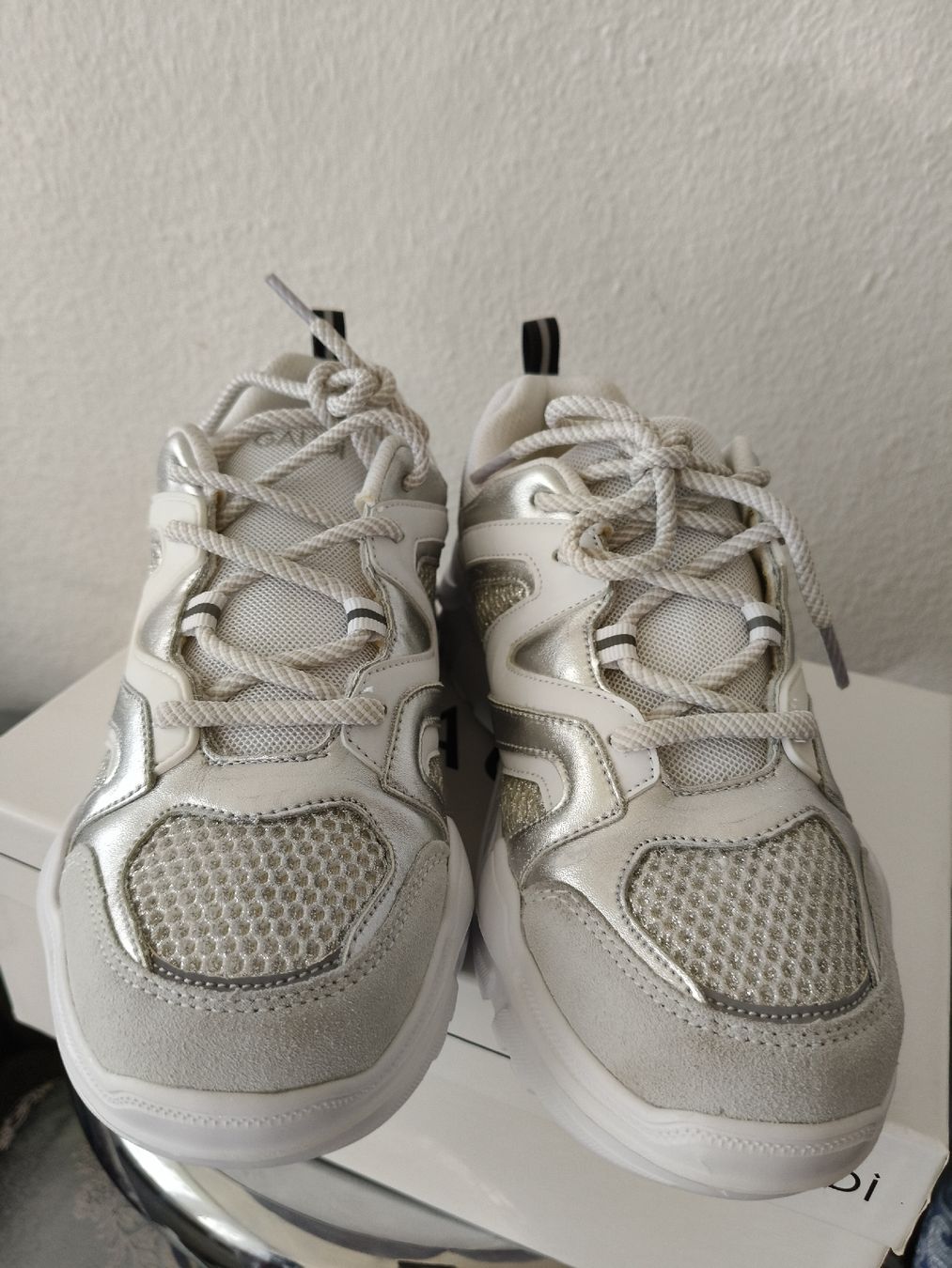 Scarpe da donna: Gaudi sneakers white silver mesh size 39 new – Nuovo (secondo la descrizione) da Zürich venduto da sha_vw65 3