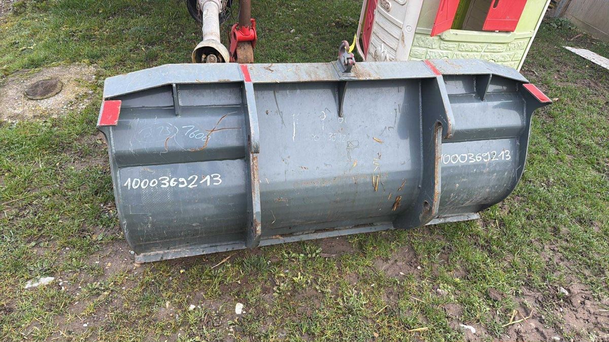 Weidemann Caricatori: Godet Weidemann 1600mm – Usato da Grenilles venduto da FendtFavorit514c 1