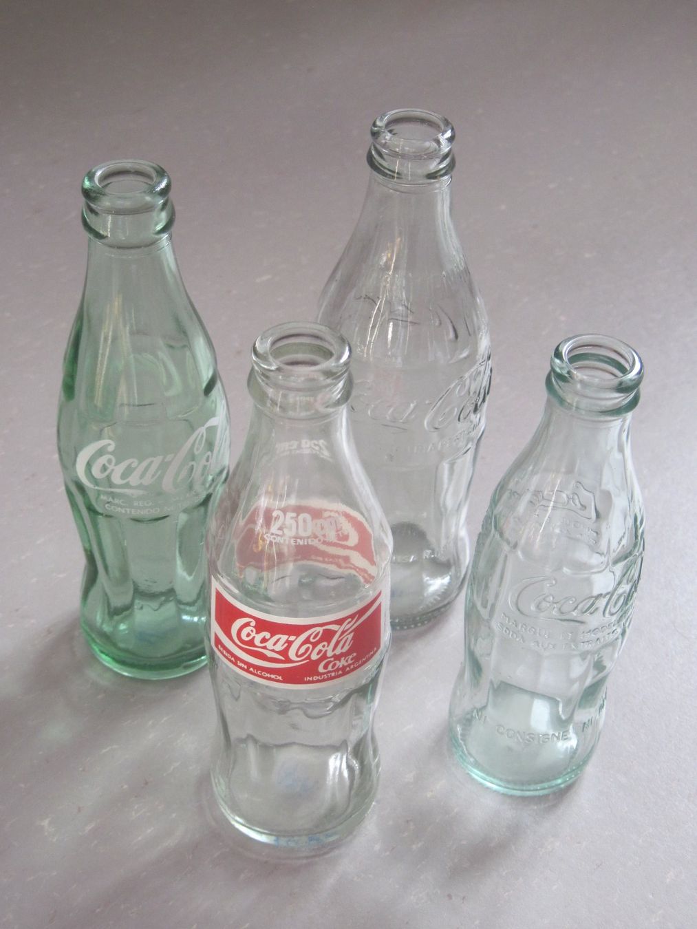 Coca-Cola Borracce & Thermos: Coca Cola Flaschen Argentinien, Mexiko, Peru – Usato da Feuerthalen venduto da mam_5l7b 7