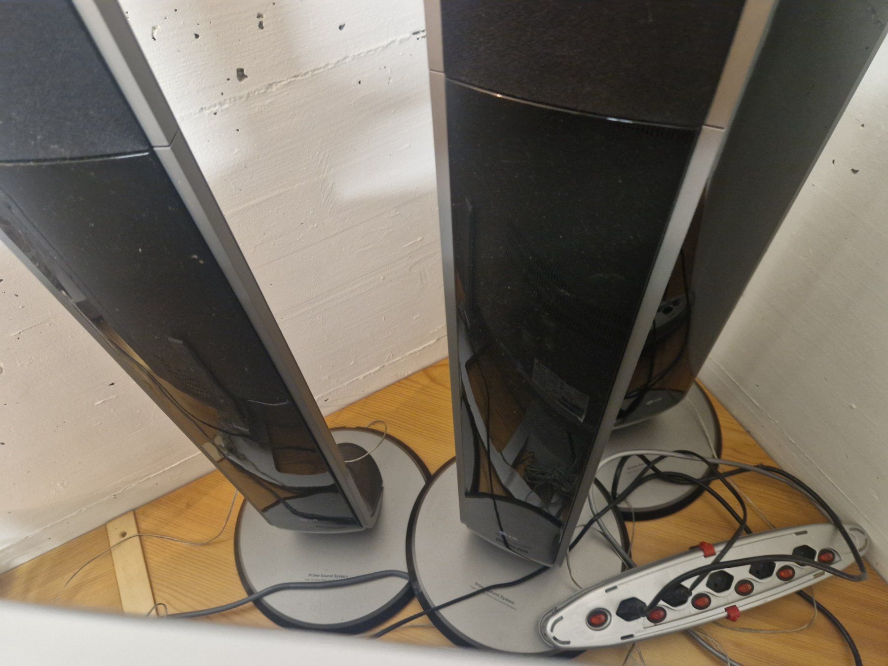 Philips Appareils TV: Philips Flat TV mit Dolby Surround- System LG – D'occasion à Reichenbach im Kandertal par alain1 1