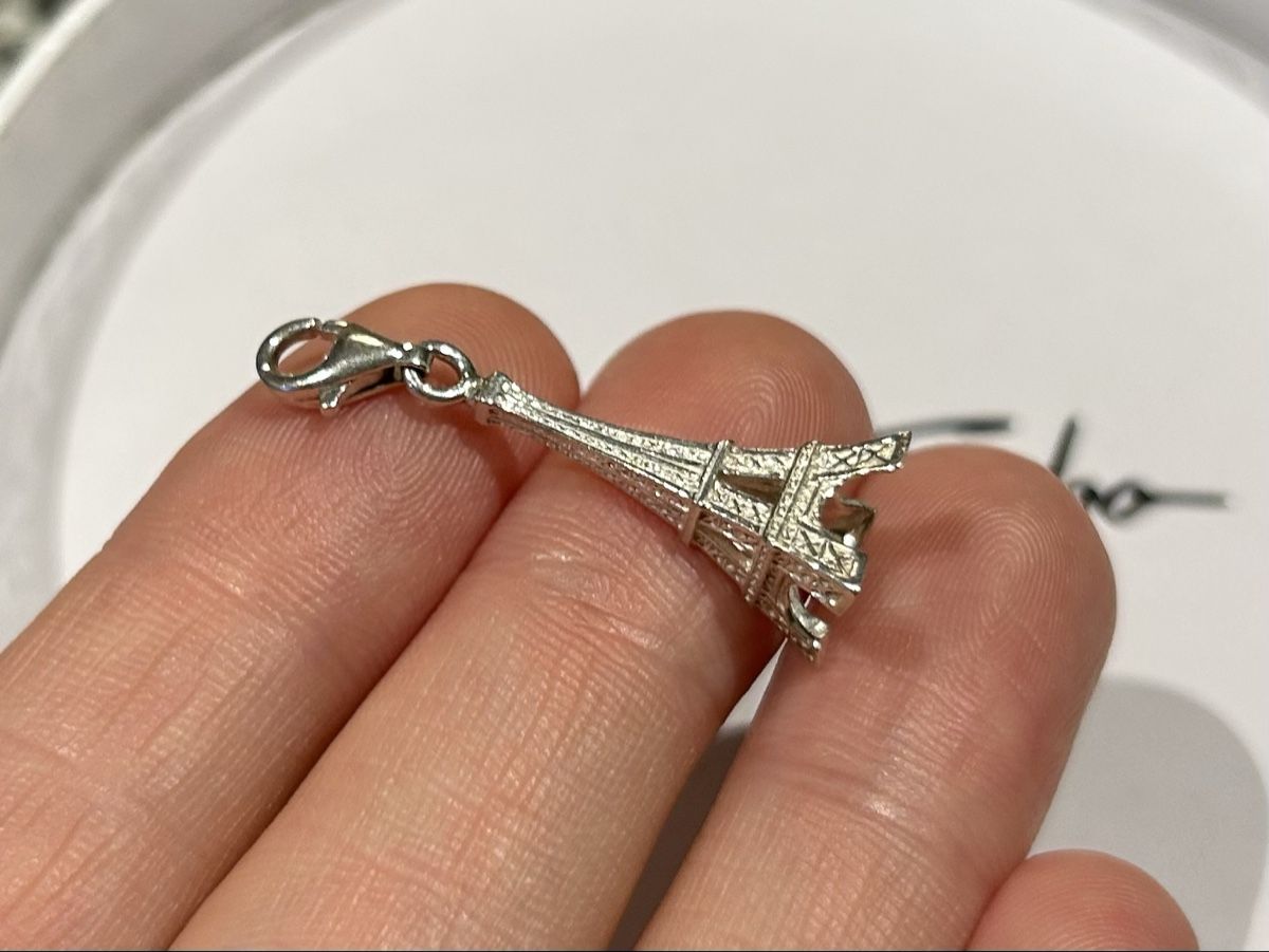 Thomas Sabo Anhänger: Thomas Sabo Charm Eiffelturm, 925 Silber 🩶 – Neu (gemäss Beschreibung) aus Itingen von Kiiwi03 2