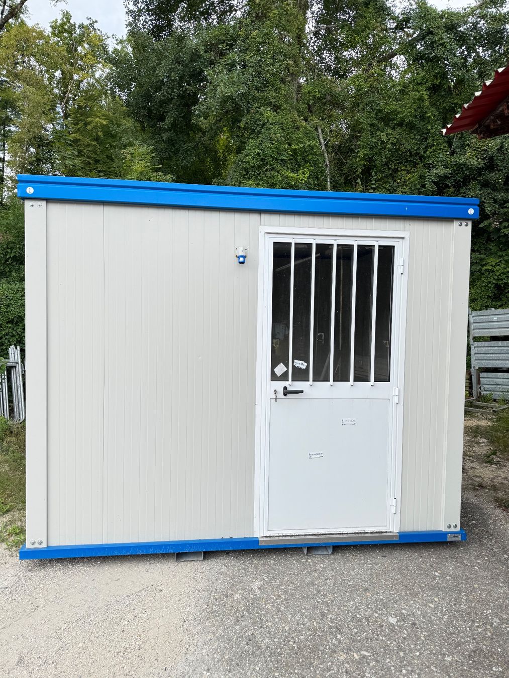 Contenitori edile: Container de bureau 3 x 2.40 m – Nuovo (secondo la descrizione) da Brislach venduto da Lea_bggmbh