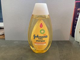 Johnson‘s Baby Shampoo