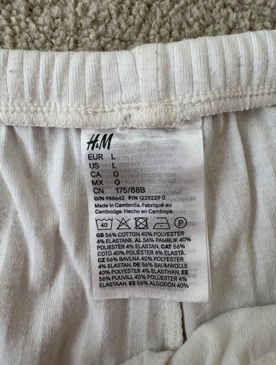 Pantaloni: Jogginghose H&M – Usato da Gockhausen venduto da hanadalageorgos 1