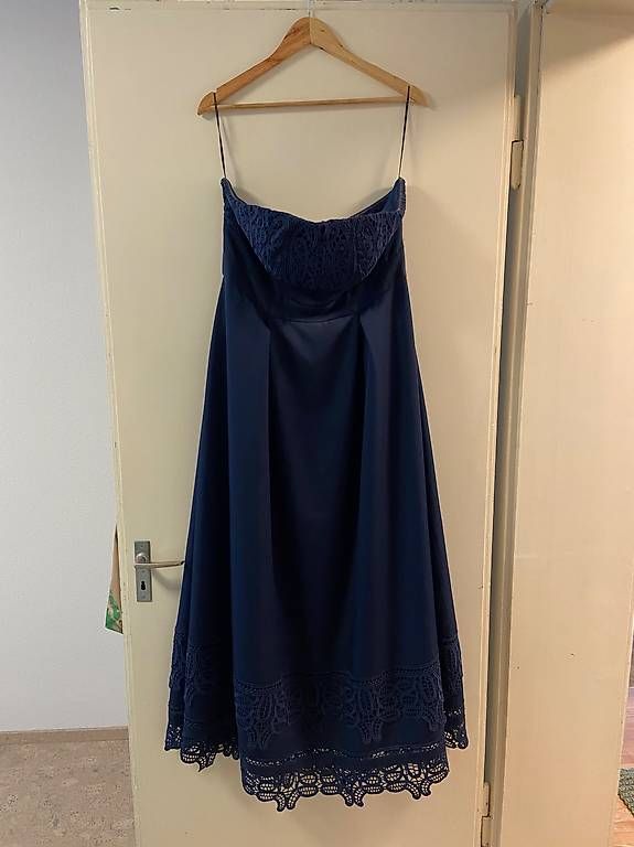 Kleider: Maxikleid Gr. 44/46 – Gebraucht aus Zürich von Sybille90