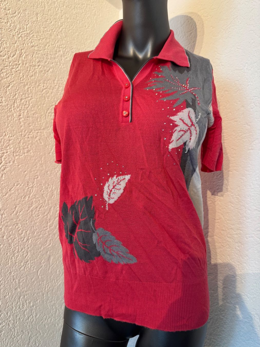 Magliette Polo: Damen-Polohemd mit Herbstlaub-Muster Gr M – Usato da Frenkendorf venduto da Style365