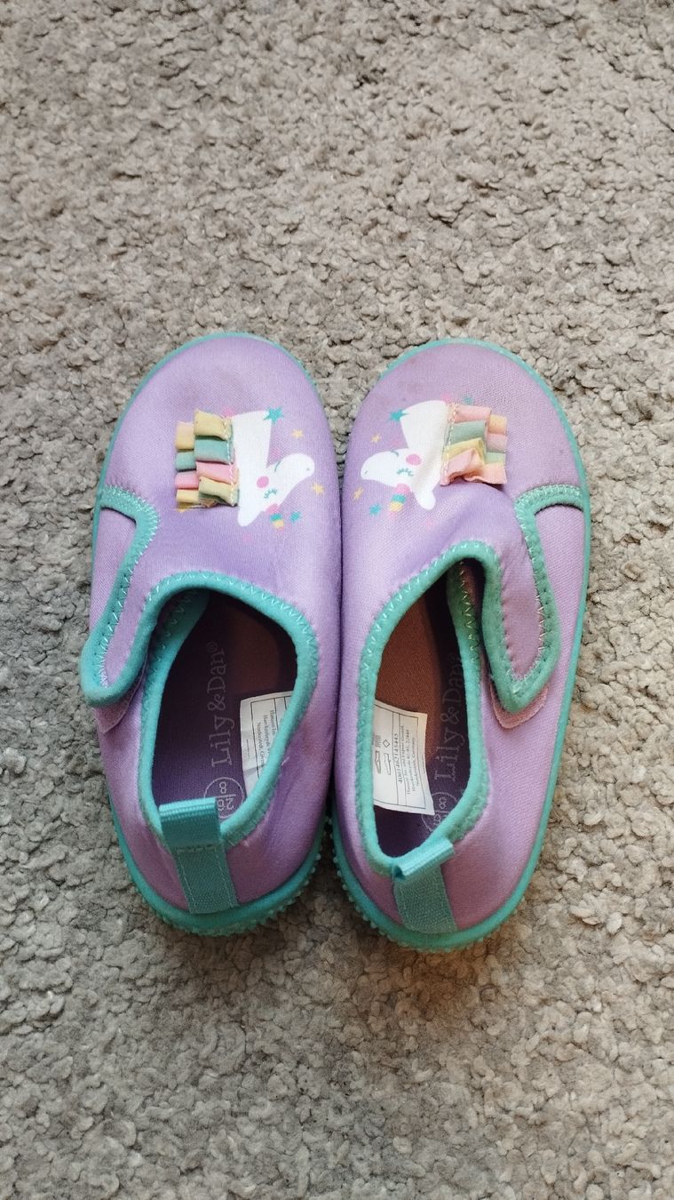 Lupilu Scarpe per ragazze: Badeschuhe Einhorn Gr. 26 Top Zustand – Nuovo (secondo la descrizione) da Wangs venduto da Gabrill 1