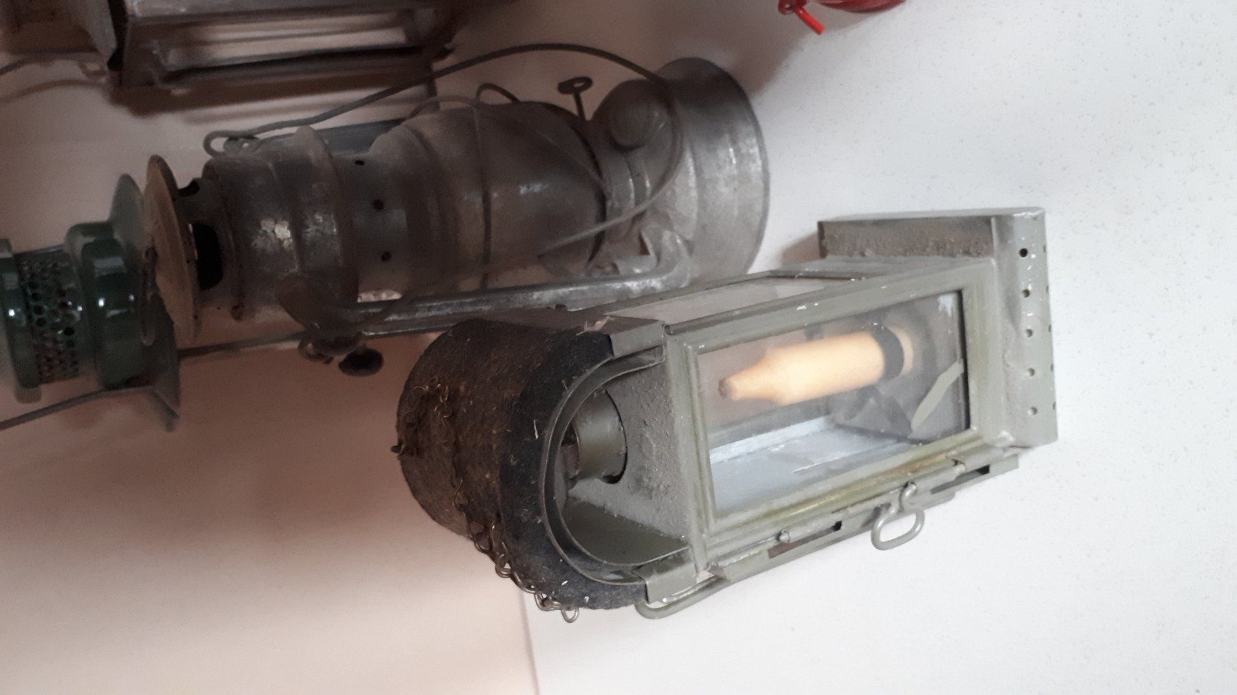 Lampen: Antike Laternen, z.T. unvollständig – Defekt aus Madiswil von 20gls 5